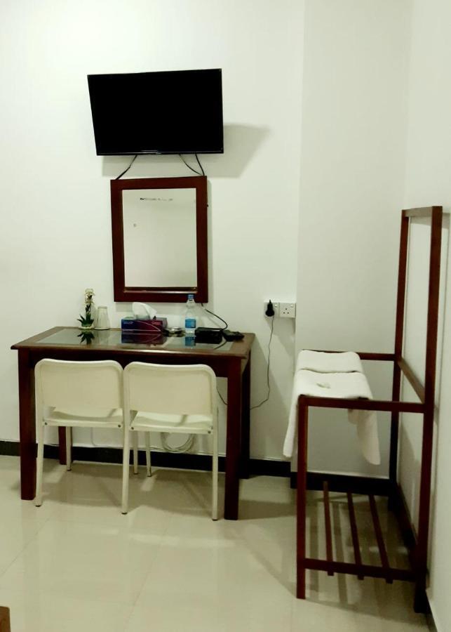 Kanora Lake Resort Maharagama Luaran gambar